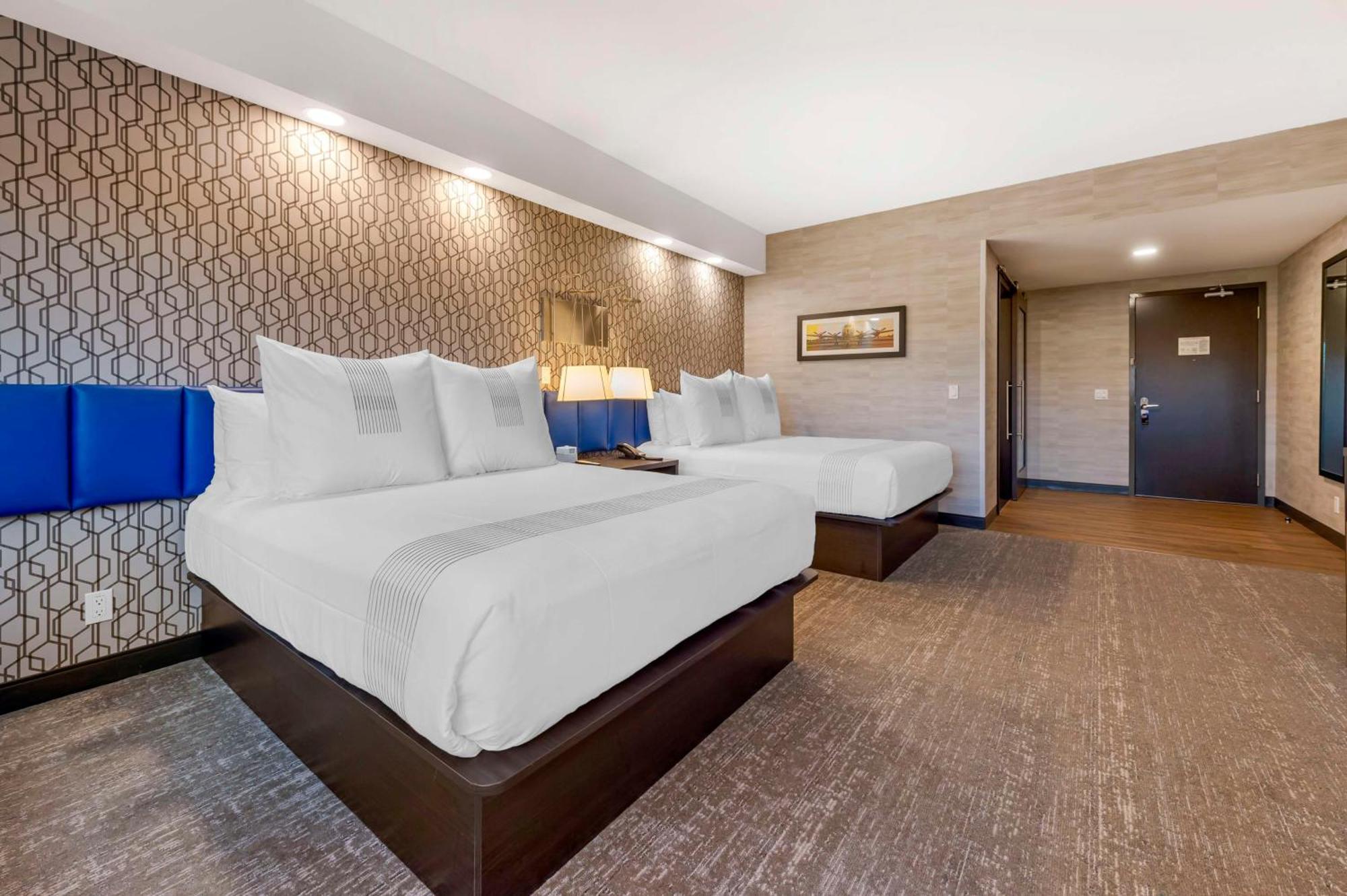 Glo Best Western Kanata Ottawa West Exterior foto